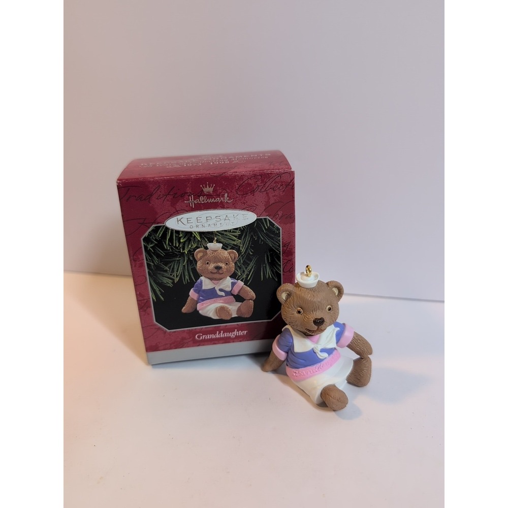 Vtg Hallmark Keepsake Ornament: Granddaughter Teddy Bear (1998) Christmas Decor